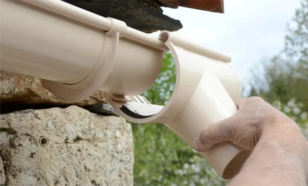 Remplacement de gouttières